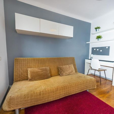 Cozy Studio Next To The Metro And City Center Warsaw Exterior photo